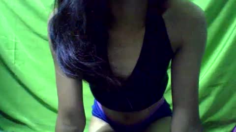 Snapshot of ursexydoll18 chatting on January 12, 2025, 3:28 am Darlyn room online show from January 12, 2025, 3:28 am