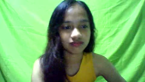 Snapshot of ursexydoll18 chatting on January 12, 2025, 7:43 am Darlyn room online show from January 12, 2025, 7:43 am