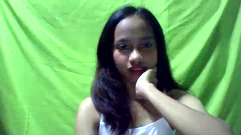 Snapshot of ursexydoll18 chatting on January 13, 2025, 7:00 am Darlyn room online show from January 13, 2025, 7:00 am
