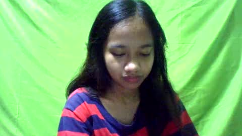Snapshot of ursexydoll18 chatting on January 14, 2025, 12:43 am Darlyn room online show from January 14, 2025, 12:43 am