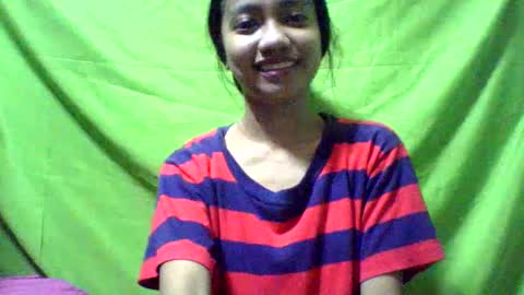 Snapshot of ursexydoll18 chatting on January 14, 2025, 3:53 am Darlyn room online show from January 14, 2025, 3:53 am