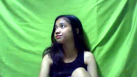 Snapshot of ursexydoll18 chatting on January 14, 2025, 7:38 am Darlyn room online show from January 14, 2025, 7:38 am