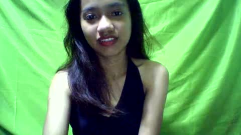 Snapshot of ursexydoll18 chatting on January 15, 2025, 7:05 am Darlyn room online show from January 15, 2025, 7:05 am