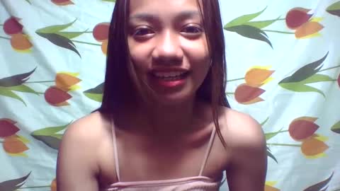 Snapshot of ursexydoll18 chatting on January 21, 2025, 10:51 pm Darlyn room online show from January 21, 2025, 10:51 pm