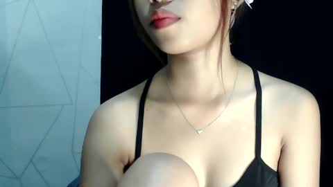 Snapshot of urskinny_girl chatting on January 31, 2025, 3:22 pm Jane online show from January 31, 2025, 3:22 pm