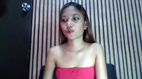 Snapshot of urskinny_girl chatting on March 10, 2025, 5:50 pm Jane online show from March 10, 2025, 5:50 pm