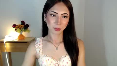 Snapshot of ursluttysofia chatting on March 20, 2026, 6:51 am Sofia online show from March 20, 2026, 6:51 am