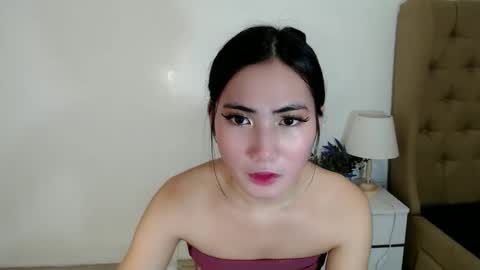 JUST CALL ME KRISTEN online show from December 15, 2025, 3:33 am