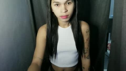 Snapshot of ursweet_zeviixx chatting on March 10, 2026, 11:15 am ursweet_zeviixx online show from March 10, 2026, 11:15 am