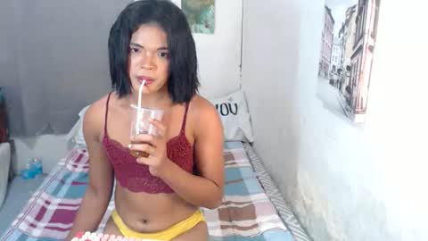 Snapshot of ursweetjena chatting on February 26, 2026, 1:32 pm JEN online show from February 26, 2026, 1:32 pm