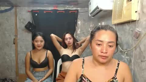 ursweetpinky online show from May 26, 2026, 12:17 am