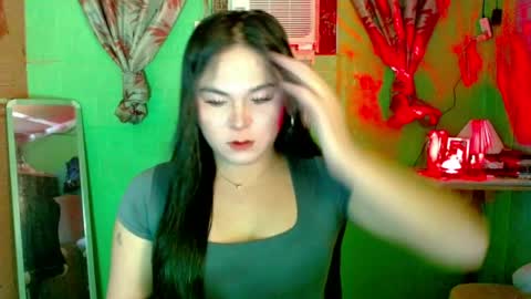 YOURGIRLCAMILLA online show from May 14, 2026, 9:05 am
