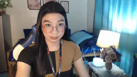 Snapshot of urwetasianprincessxx chatting on January 23, 2025, 12:30 pm Ashley Kate Mateo Gray online show from January 23, 2025, 12:30 pm