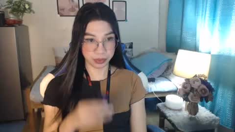 Snapshot of urwetasianprincessxx chatting on February 5, 2025, 11:02 am Ashley Kate Mateo Gray online show from February 5, 2025, 11:02 am