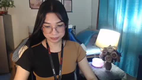 Snapshot of urwetasianprincessxx chatting on February 25, 2025, 1:06 pm Ashley Kate Mateo Gray online show from February 25, 2025, 1:06 pm