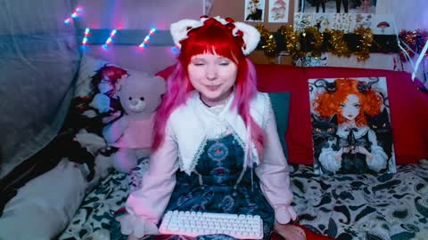 Snapshot of usagi_blush chatting on December 20, 2024, 5:18 pm Usagi Blush online show from December 20, 2024, 5:18 pm
