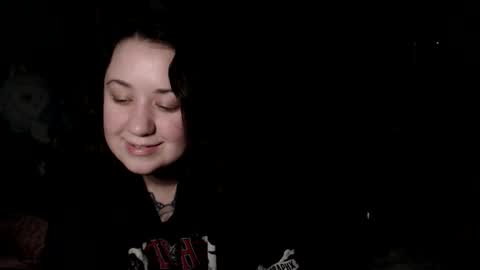 usefulhole online show from November 30, 2025, 9:52 pm