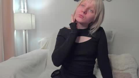 Snapshot of ustimeow chatting on February 23, 2026, 6:33 am Usti online show from February 23, 2026, 6:33 am