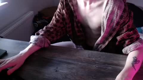 Excuse me online show from March 4, 2025, 4:49 am