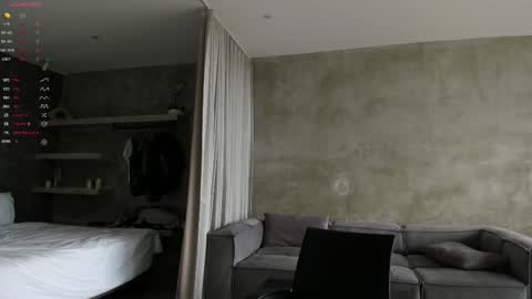 Eva online show from October 20, 2025, 7:53 am