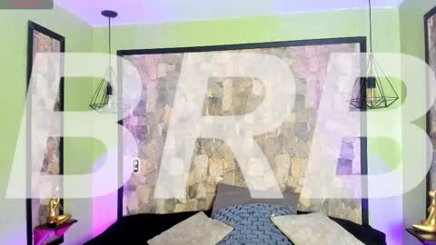 Snapshot of uyukie chatting on October 21, 2025, 11:33 am UYUKIE online show from October 21, 2025, 11:33 am