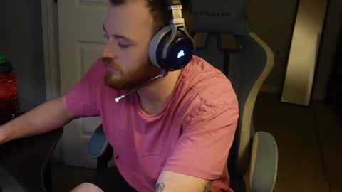 v_for_veng online show from November 4, 2025, 4:00 am