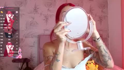 valentina online show from September 10, 2025, 1:33 pm