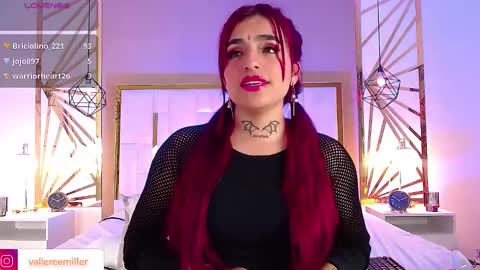 Snapshot of vaaleriee_miller_ chatting on December 3, 2024, 10:51 pm valeriee miller online show from December 3, 2024, 10:51 pm