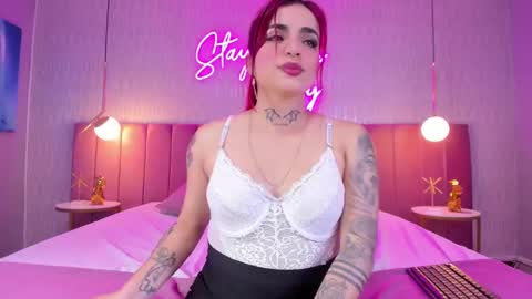 Snapshot of vaaleriee_miller_ chatting on December 13, 2024, 4:38 pm valeriee miller online show from December 13, 2024, 4:38 pm