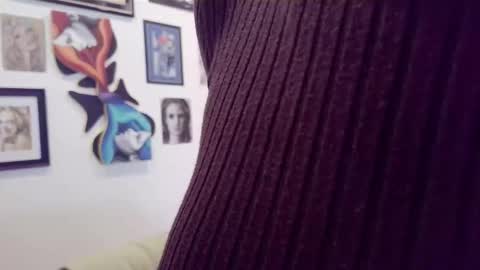 vagelicious online show from October 25, 2025, 2:02 pm