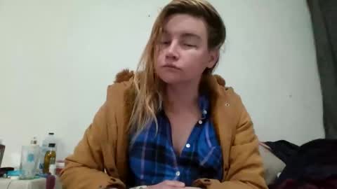 vagimosa online show from November 18, 2025, 10:31 am