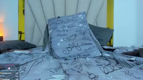 Snapshot of vahiolet_fuentes chatting on January 17, 2025, 9:17 am vahioleth online show from January 17, 2025, 9:17 am