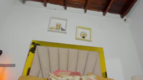Snapshot of vahiolet_fuentes chatting on January 28, 2025, 3:04 am vahioleth online show from January 28, 2025, 3:04 am