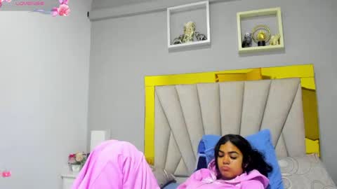 Snapshot of vahiolet_fuentes chatting on May 2, 2026, 3:00 am vahioleth online show from May 2, 2026, 3:00 am