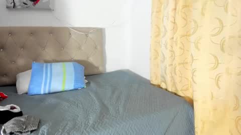 Snapshot of vahiolet_smith chatting on September 30, 2025, 3:00 am Vahiolet smith online show from September 30, 2025, 3:00 am