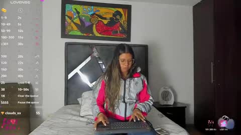 Vahiolet smith online show from October 26, 2025, 3:34 am