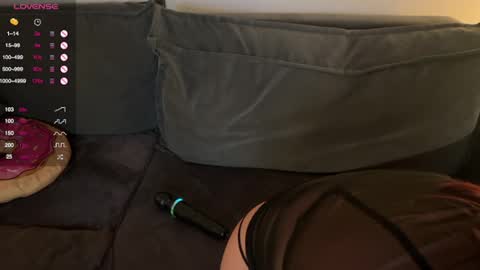 Snapshot of vaiee chatting on February 25, 2025, 10:15 am Valery online show from February 25, 2025, 10:15 am