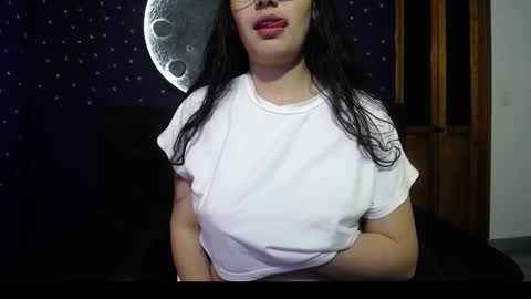 Vainilla online show from December 18, 2025, 2:06 am