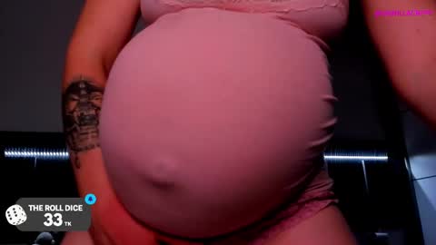 Snapshot of vainillacrepe chatting on March 7, 2025, 10:32 pm Im Mila my onlyfans is vainillacrepe online show from March 7, 2025, 10:32 pm