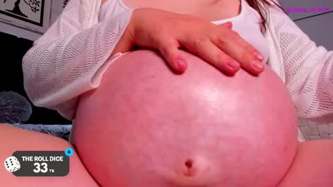 Snapshot of vainillacrepe chatting on March 8, 2025, 3:02 pm Im Mila my onlyfans is vainillacrepe online show from March 8, 2025, 3:02 pm