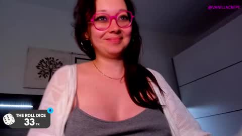 Snapshot of vainillacrepe chatting on March 9, 2025, 8:10 pm Im Mila my onlyfans is vainillacrepe online show from March 9, 2025, 8:10 pm