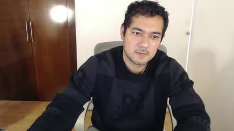 vajkito online show from December 5, 2025, 6:33 am