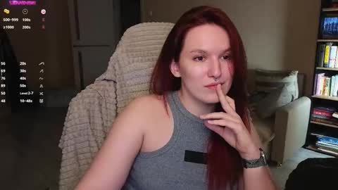 Snapshot of val_manson chatting on February 3, 2026, 8:03 pm Val online show from February 3, 2026, 8:03 pm