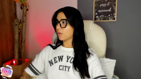 val_varago online show from November 2, 2025, 12:57 am