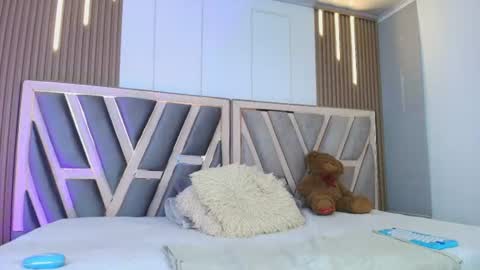 valeamaya online show from June 23, 2026, 7:34 pm