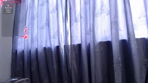 Snapshot of valen_thompson chatting on February 6, 2026, 5:38 pm IG-valen mendoza99 twitter valenthompson99 online show from February 6, 2026, 5:38 pm