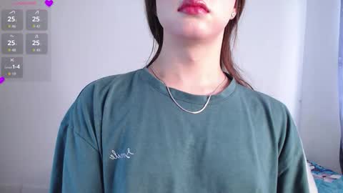 Snapshot of valen_thompson chatting on April 2, 2026, 7:55 pm IG-valen mendoza99 twitter valenthompson99 online show from April 2, 2026, 7:55 pm