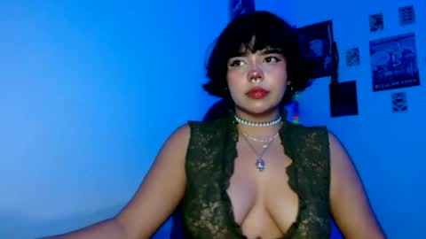 Snapshot of valenbeauty chatting on July 5, 2026, 5:14 am valenbeauty online show from July 5, 2026, 5:14 am