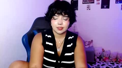 Snapshot of valenbeauty chatting on July 28, 2026, 1:56 am valenbeauty online show from July 28, 2026, 1:56 am