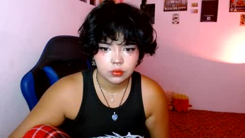Snapshot of valenbeauty chatting on August 2, 2026, 1:42 pm valenbeauty online show from August 2, 2026, 1:42 pm